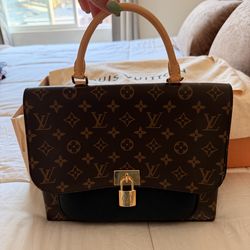 Louis Vuitton purse