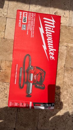 Milwaukee M18 2-Speed Grease Gun Kit