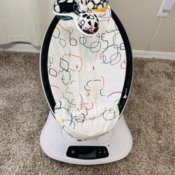 4moms MamaRoo - Baby Swing 
