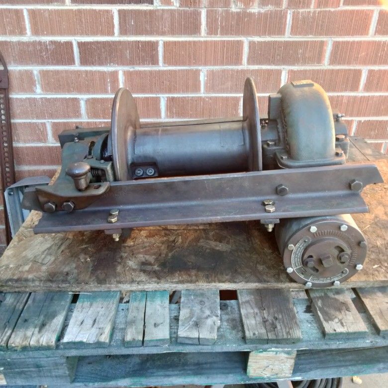 TULSA 20,00LB 18H WINCH IDENTICAL TO THE WW2 ERA 18G WINCH for Sale in