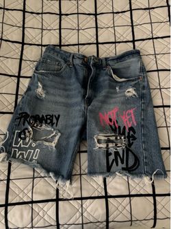 Short denim
