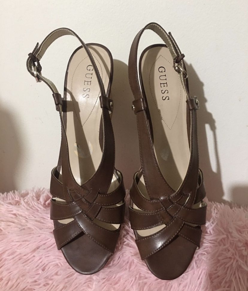 Guess Women Wedge Sandals Size 11M