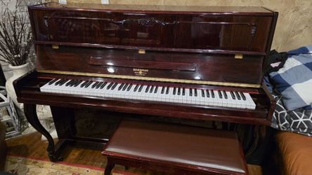 Hardman Upright Piano Studio E03256