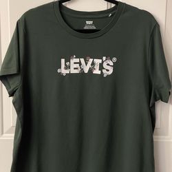 Women’s Levi Graphic Tee XL