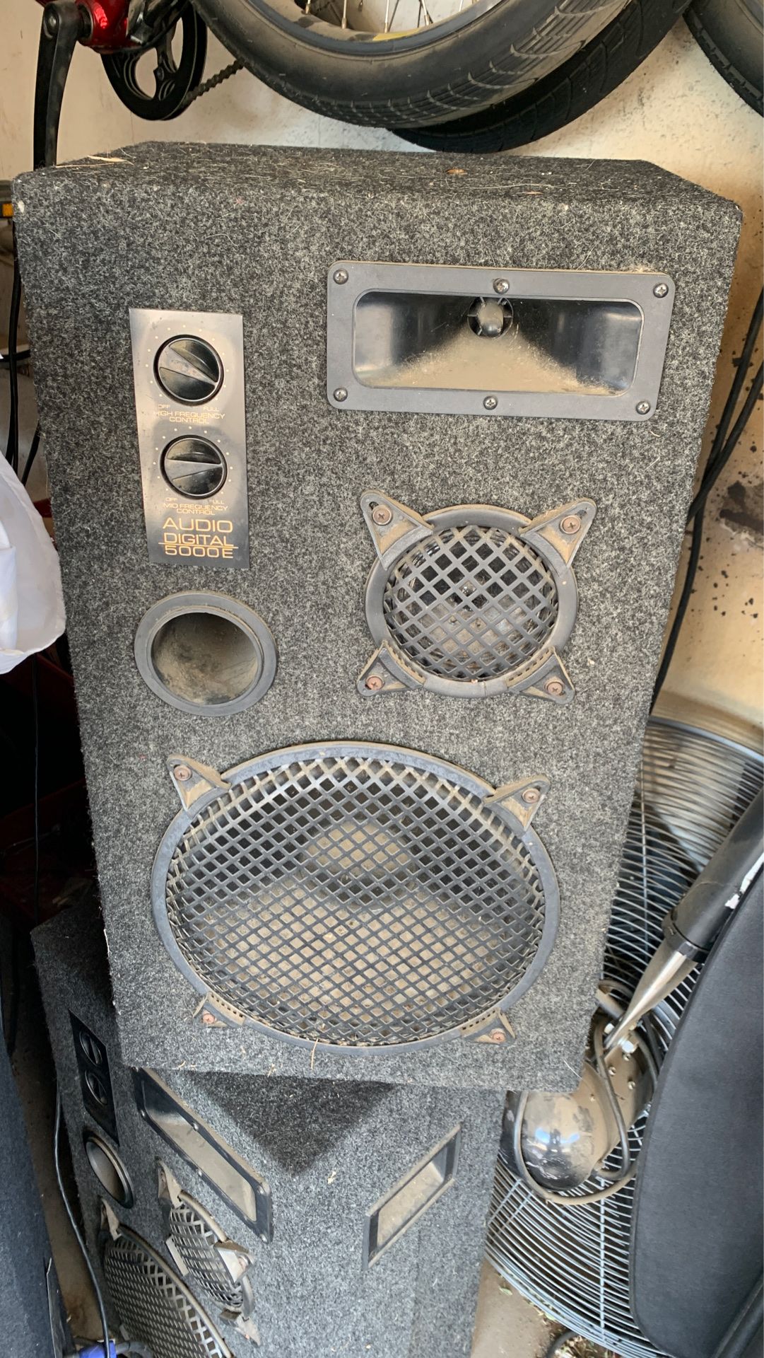 Audio Digital 5000E speakers