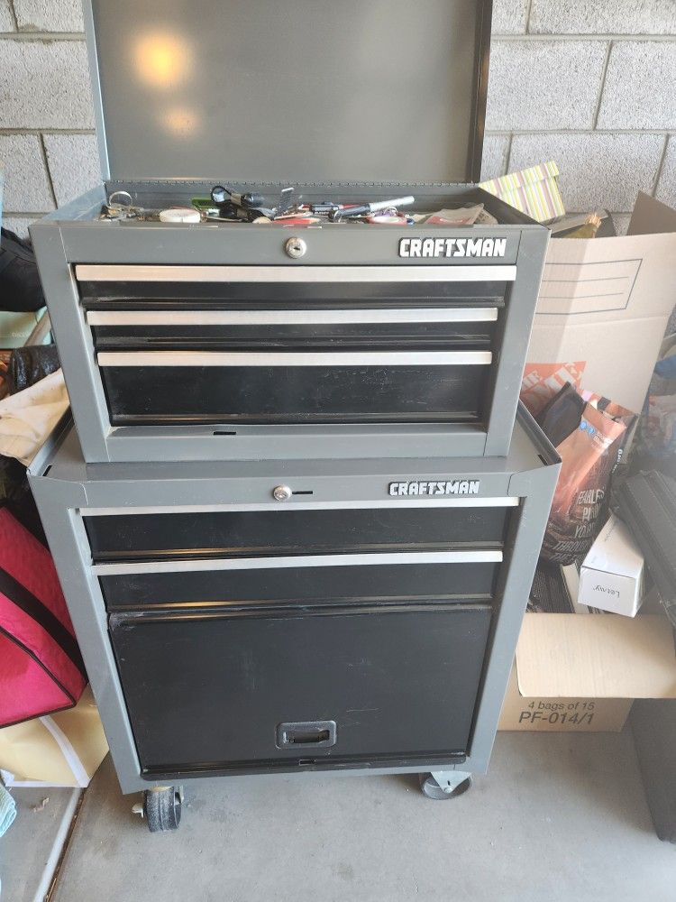 Craftsman 26.5 " 5 Drawer Steel-Ball Bearing Tool Center 45 in. H X 14 in. D Eqipped with Tools