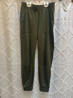 Fabletics Women’s Green Joggers
