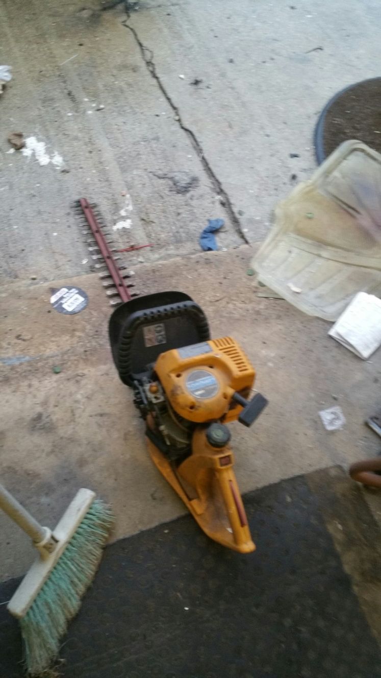 Club cadet hedge trimmer needs work