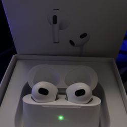 Airpod 3rd Gen MagSafe Charging Case