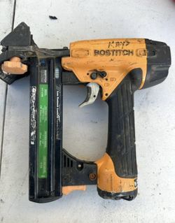 Bostitch EHF1838K 18GA FLOORING NAILER