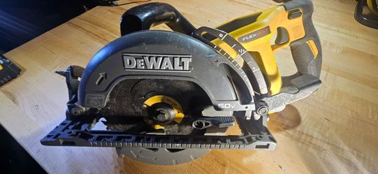 Dewalt Flex Volt Circular Saw