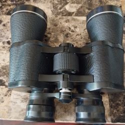 Binoculars 