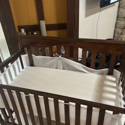 Good Condition Baby Crib