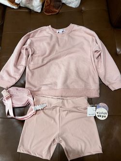 Girls Pink Sweatshirt and Shorts Set.
