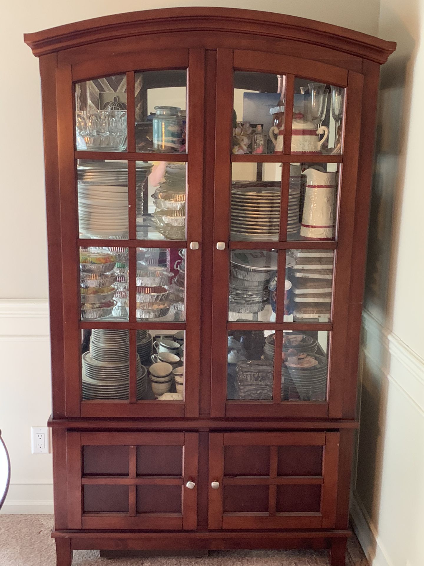 Dining hutch / china cabinet. Walnut color. Solid wood. Glass shelves, doors and side inserts.