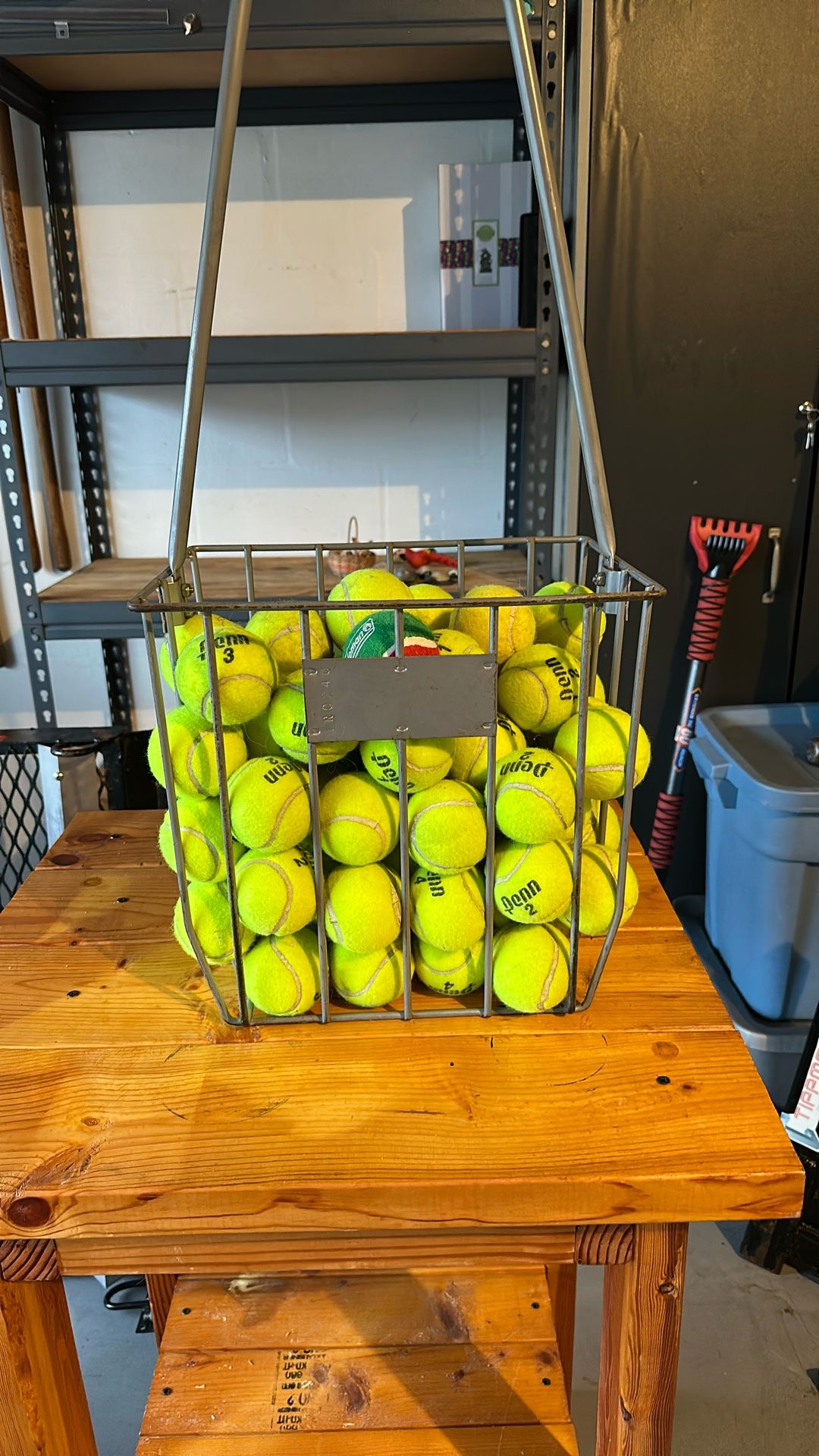 Tennis Ball Caddy With Tennis Balls