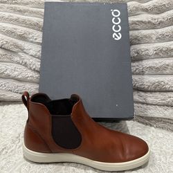 Ecco booties