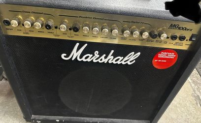 Marshall MG100DFX is a 100-watt, 1x12" solid-state combo amplifier