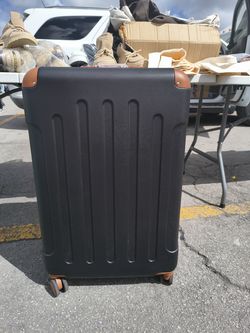 Set of 6 luggage set