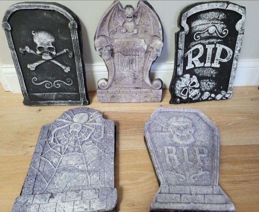 🪦Faux Headstones💀