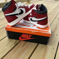 Lost & Found 1s Size 9 Men’s 