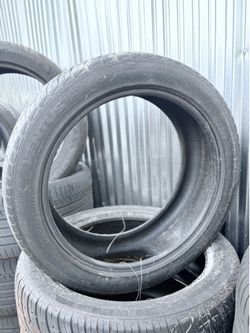 Hankook Ventus ST 275/45R22 Tires
