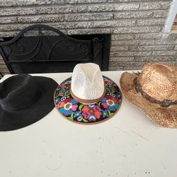 Free Hats 