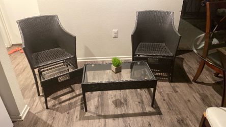 cheer 2  and table for balcony