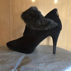 Woman’s High Heal Boots Mint Condition 