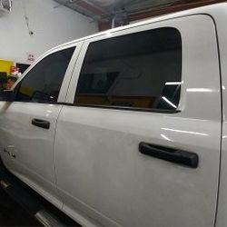 ( Sale ) WindOw 💥TINT Polarizad0 602* 733* 2349 Call Text 