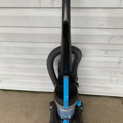 Vaccum Cleaner Works Excellent 