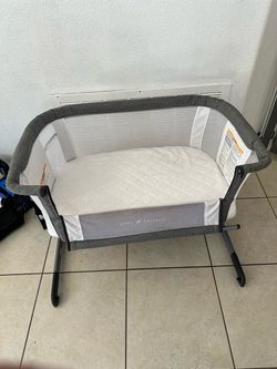 Baby Delight Bassinet