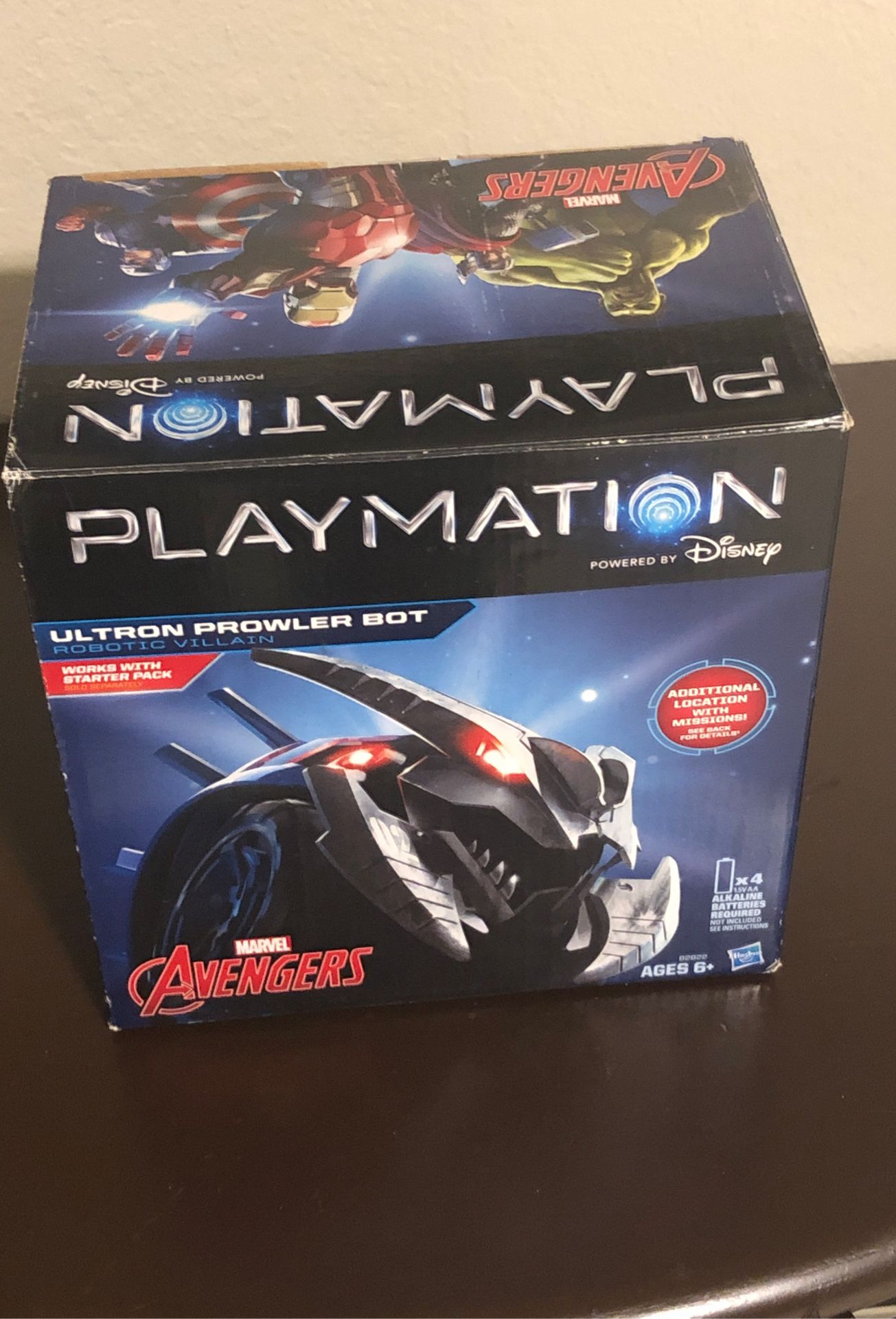 (NEW) Disney Playmation (ultron prowler bot) AVENGERS by Marvel