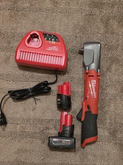 Milwaukee M12 fuel right angle impact wrench set