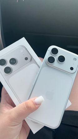 iPhone 17 Pro white