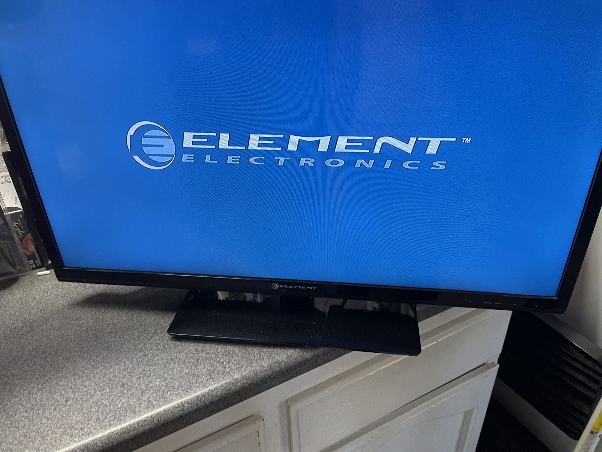32inch Element TV