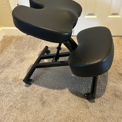 Ergonomic knee chair