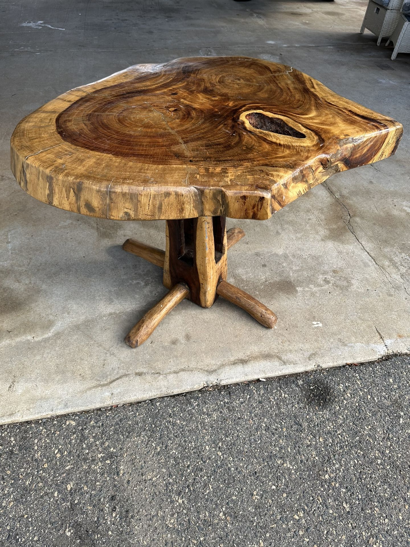 Round Wood Table