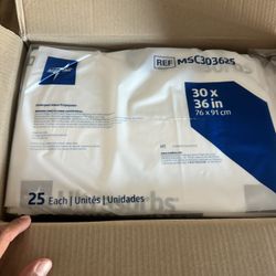 Medline Ultrasorbs Drypads, 30" x 36", 25 Count, Super Absorbent Disposable Bed Pads