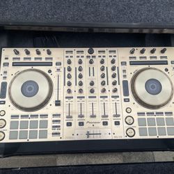 DJ decks & Case - Pioneer DDJ SX GOLD! Rare