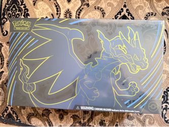 Pokémon TCG: Mega Charizard X ex Ultra-Premium Collection