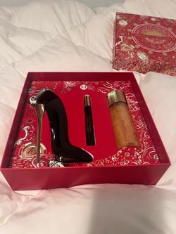 Carolina Herrera Good Girl perfume gift set