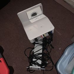 UF70 Smart Dip Projector 