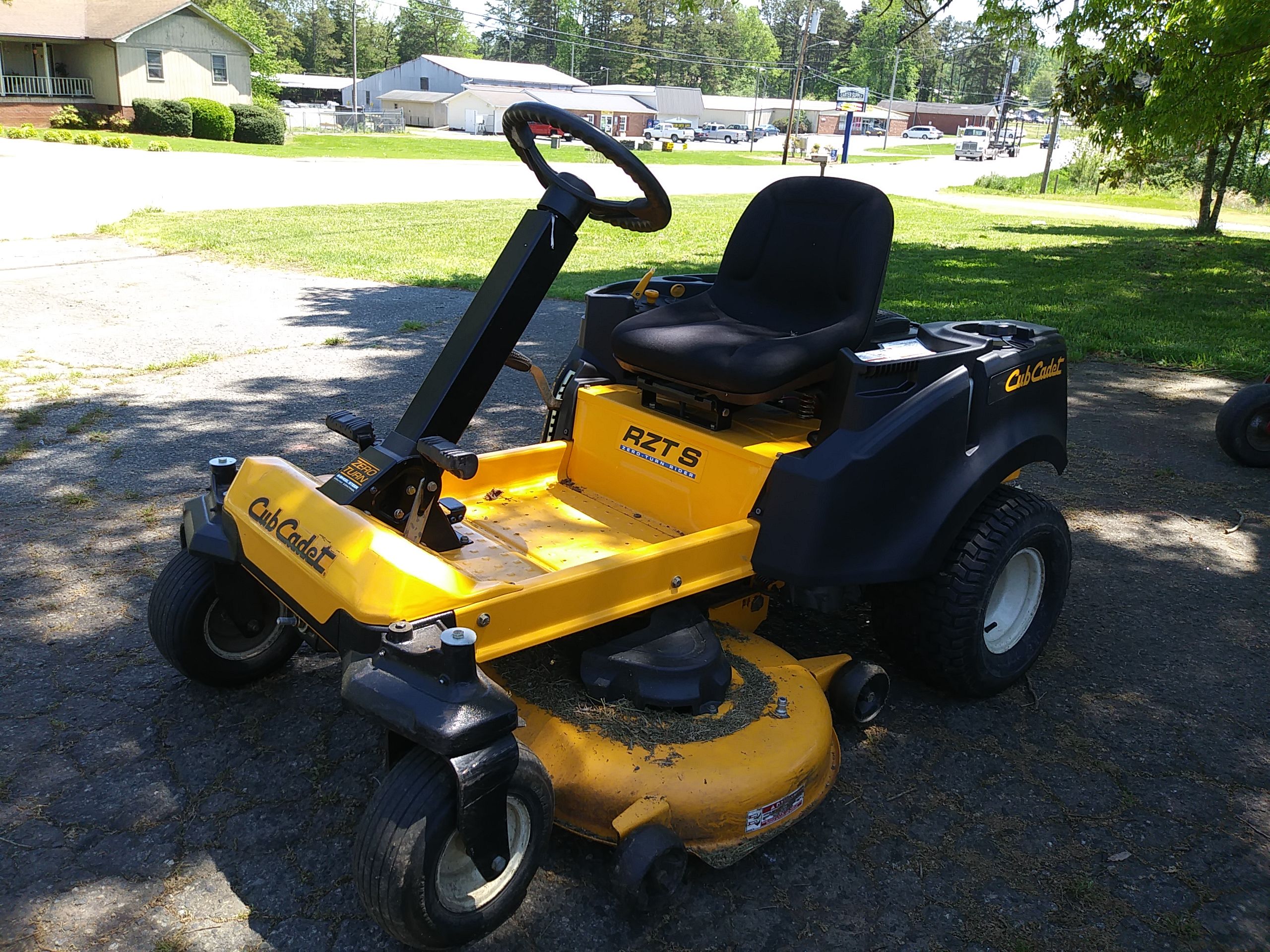 Cub cadet rzt best sale l 46 for sale