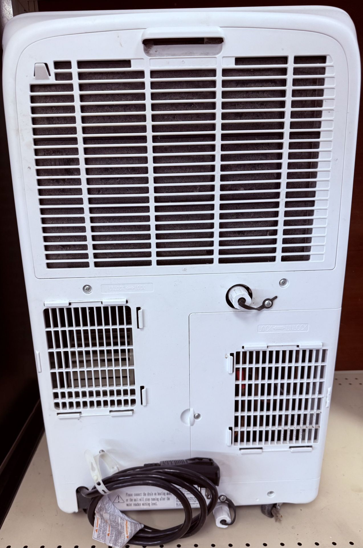 HISENSE AIR CONDITIONER WITH WINDOW KIT TESTES AND WORKS MODEL #AP55023HR1GD