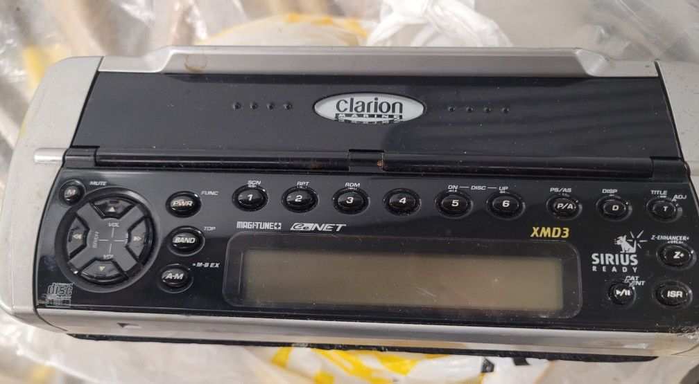 clarion xmd3 marine stereo sirius $120