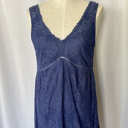 Size M Dress Lacy Blue V Neck Sleeveless
