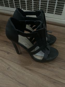 Jessica Simpson shoes 61/2