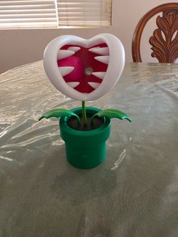 Nintendo Super Mario Mini Piranha Plant Posable Lamp