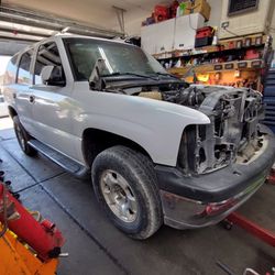 Parts ONLY off 06 Tahoe 2WD, Engine and Trans Combo with 135k Miles, Good Body and More.
